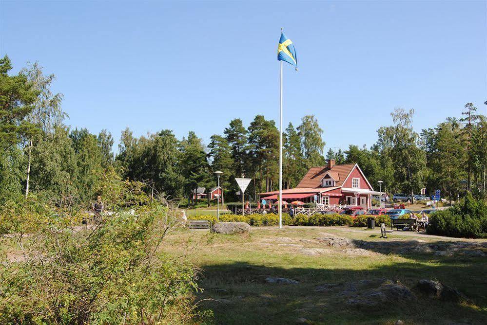 Krongarden Vandrarhem Kristinehamn Exteriér fotografie