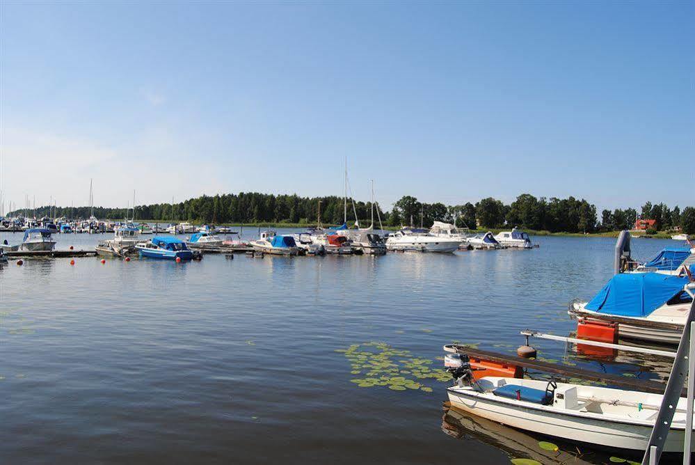 Krongarden Vandrarhem Kristinehamn Exteriér fotografie